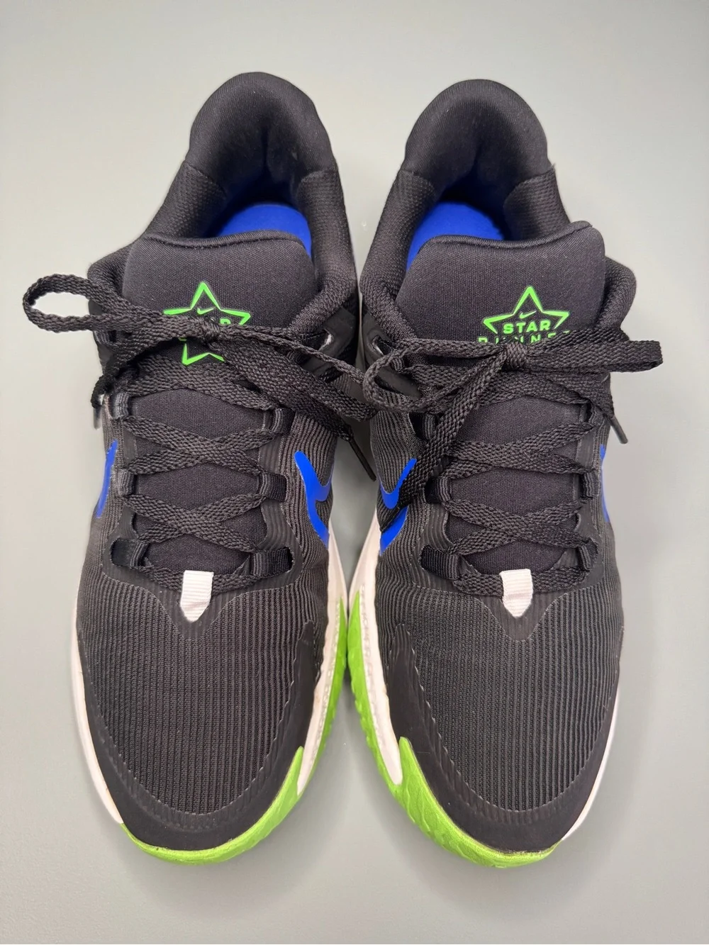 Nike Star Runner 4 GS Size 7Y Black Blue Green Running Shoes DX7615-004